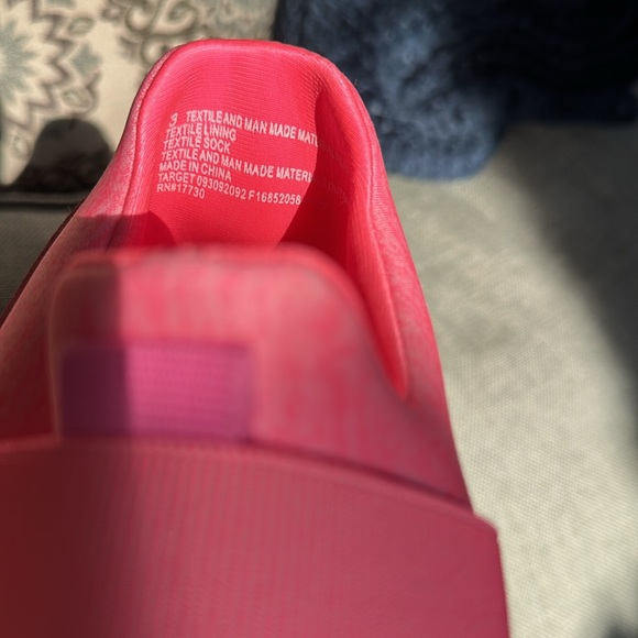 NWOT Cat & Jack, Size 3, Girls Shoes - Picture 4 of 5